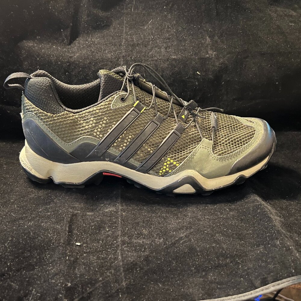Adidas Swift Outdoor Traxion Sole Hiking Shoe EUC M8 W9.5